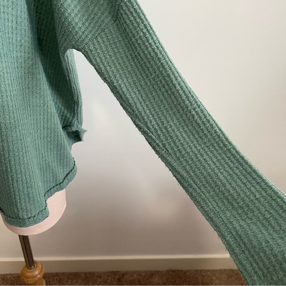 URBAN OUTFITTERS OUT FROM UNDER Green Waffle Cardigan Button Down JOJO - Picture 6 of 12